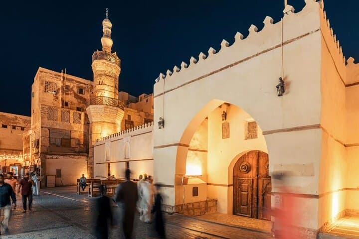 Explore Jeddah's Al-Balad: Old Town Guided Walking Tour photo 3