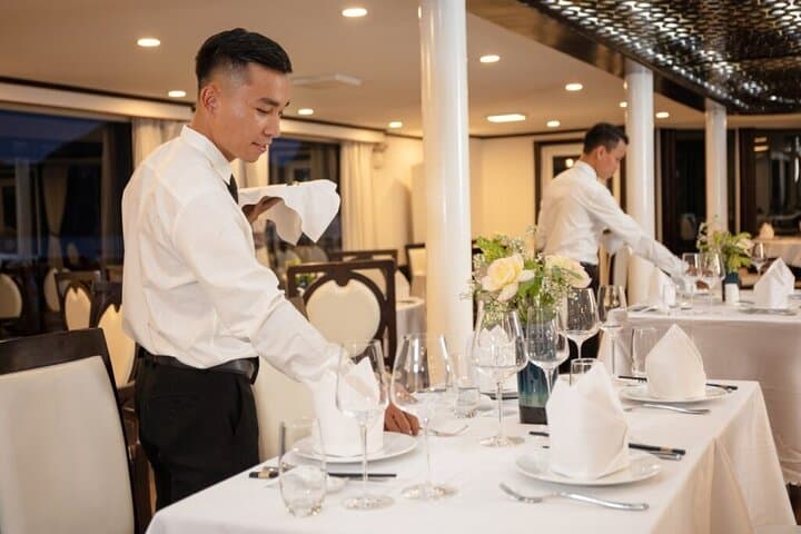 4-Day Ninh Binh to Halong Bay Luxury Cruise with Balcony Cabin photo 3