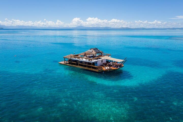 Cloud 9 Fiji Day Trip: Floating Platform, Pizza & Snorkeling Off Denarau