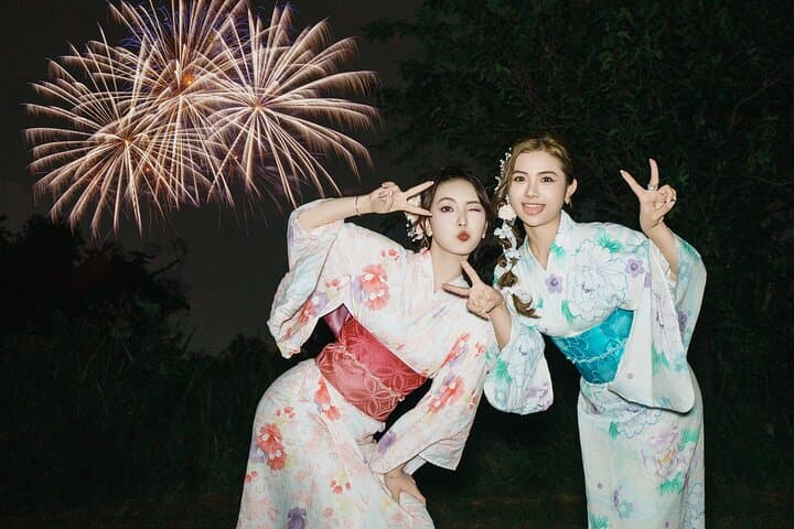 Asakusa Kimono Rental Makigawa: Full Kimono Makeover Near Senso-ji