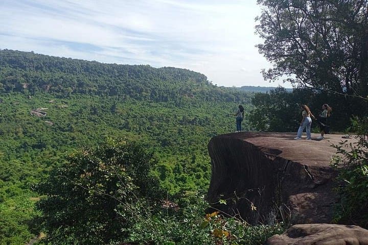 Phnom Kulen & Beng Mealea Day Tour — Waterfalls, 1,000 Lingas and Jungle Temple photo 1