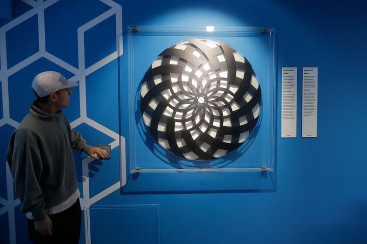 Museum of Illusions Valencia — Interactive Optical Illusions & Photo-Friendly Exhibits photo 2