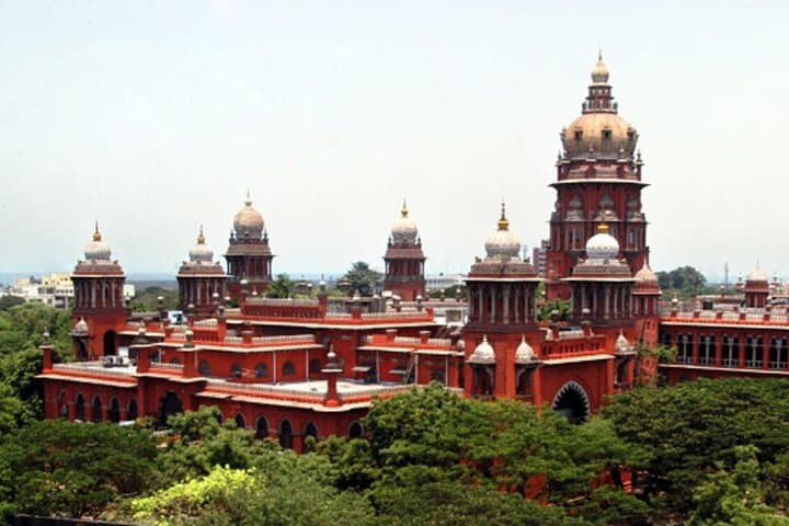 Discover Chennai: A Cultural and Architectural Car Tour