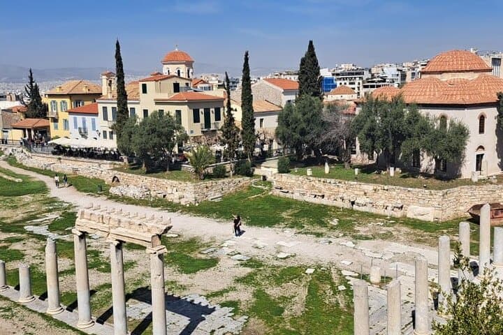 Athens Walking Tour: Anafiotika, Plaka & Traditional Sandal Shopping photo 3