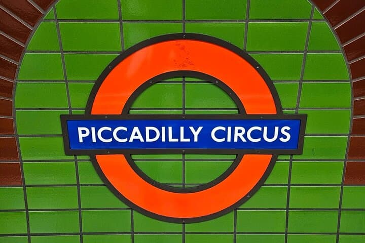 Soho Rock and Roll Pub Tour from Piccadilly: Guided Music History & Pub Walk photo 3