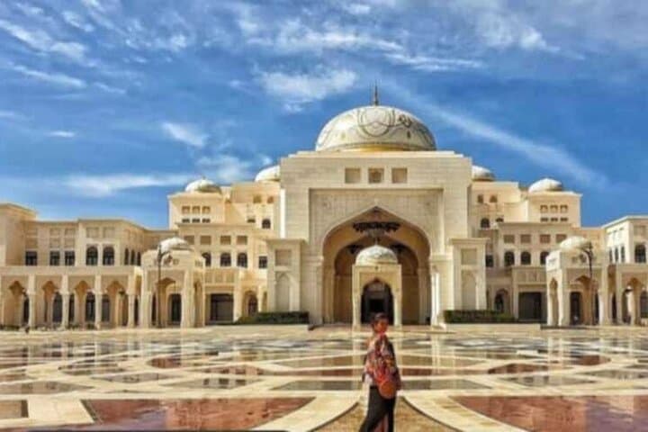 Abu Dhabi Grand Mosque & Qasr Al Watan Full-Day Tour from Dubai photo 3