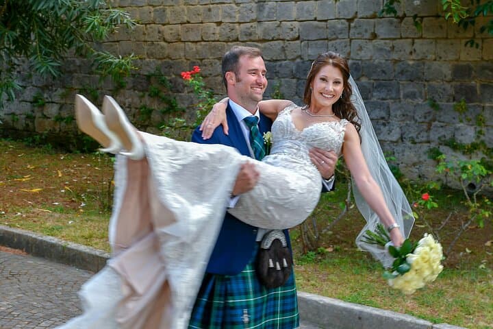 Sea-View Elopement on a Sorrento Terrace: Simple, Romantic & Practical