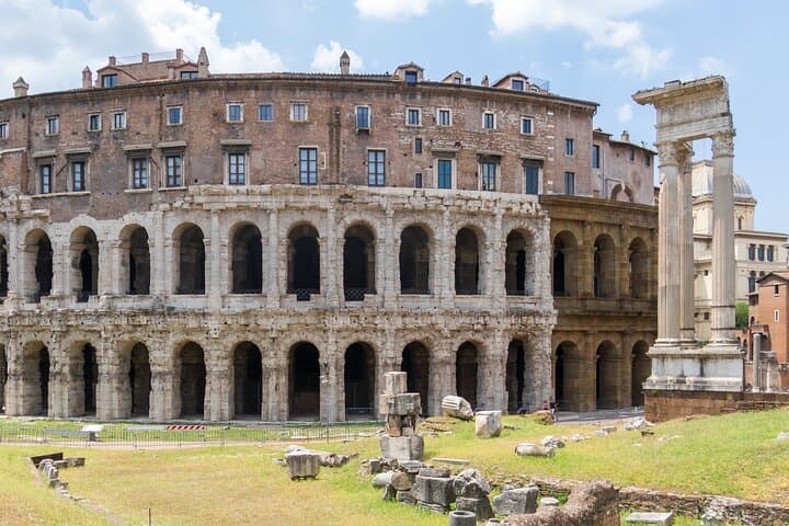 Rome at Dusk: Private Golf Cart Aperitivo Tour Through the Historic Center photo 2