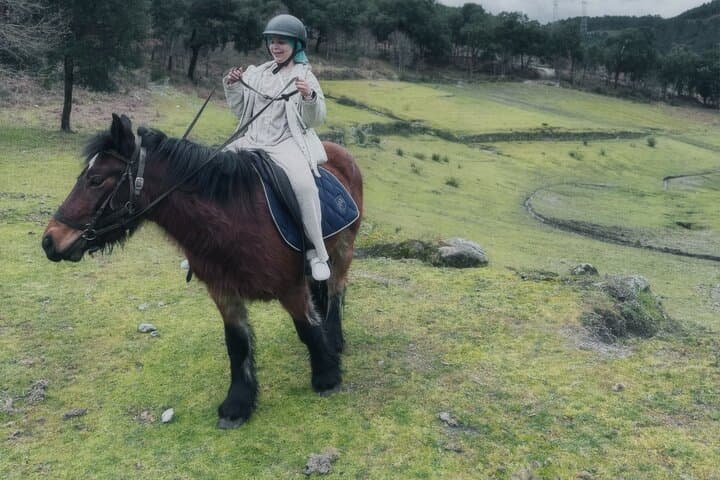 Basto Mountain Ride: 1-Hour Horseback Trail in Serra da Cabreira, Portugal photo 3