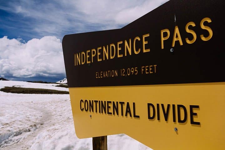 Drive Independence Pass to Aspen: Scenic High-Country Day Tour from Buena Vista photo 1