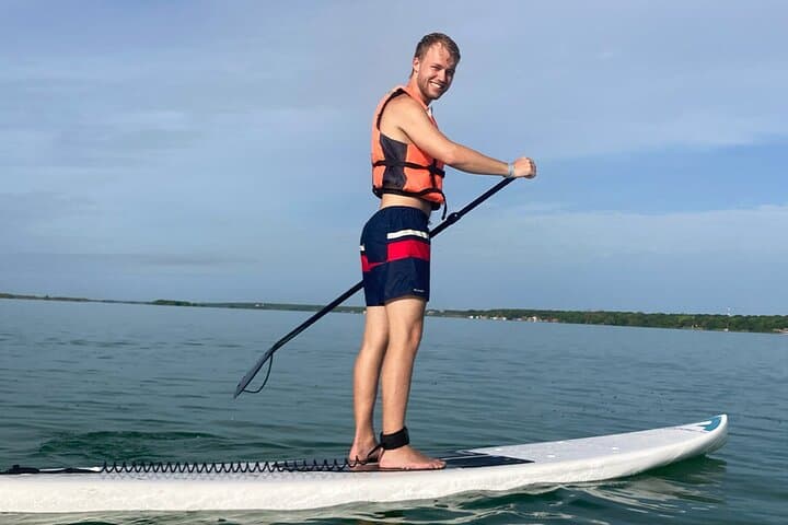 Stand Up Paddleboard in Bacalar Lagoon: Full-Day Rentals and Best Routes photo 1