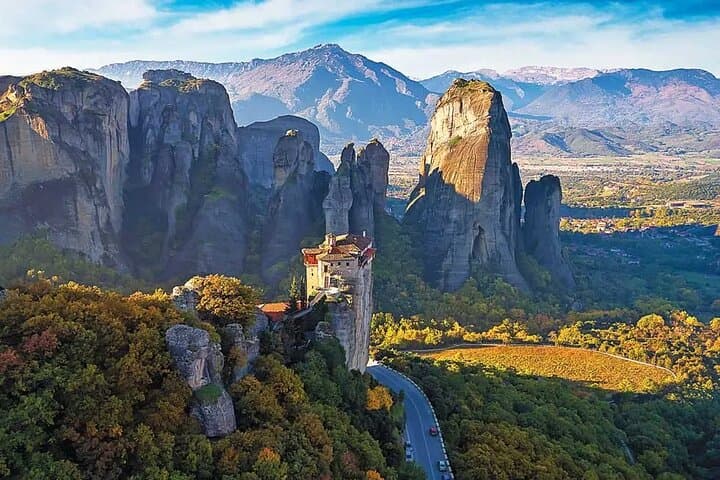 Meteora Day Trip from Thessaloniki: Explore the UNESCO Monasteries and Meteora Rocks photo 4