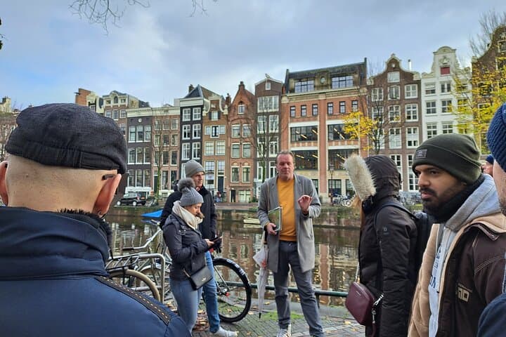 Amsterdam Evening Walk with a Local Guide: Golden Hour Canal Belt Tour photo 3