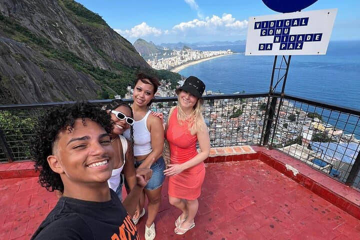 Sunrise Hike to Morro Dois Irmãos and Vidigal Favela Immersion photo 2