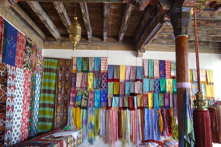 2-Day Fergana Valley Cultural Tour from Tashkent: Silk, Ceramics & Khanate Palaces