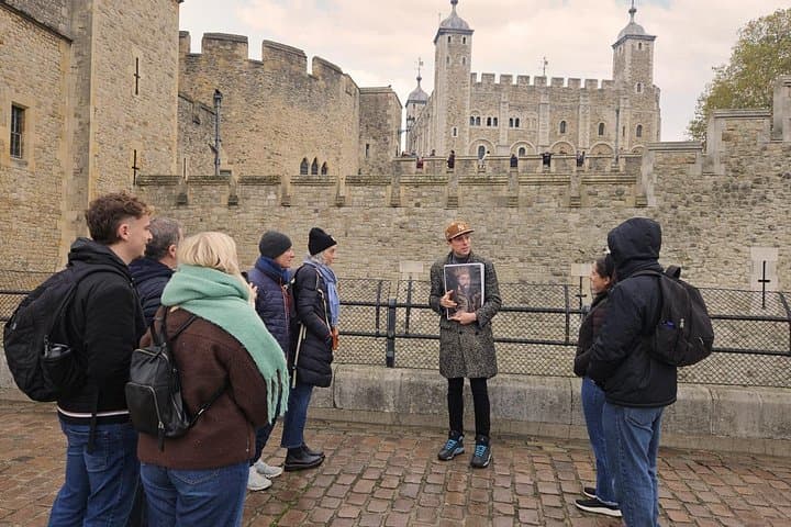 Medieval Thames Walking Tour: Tower of London to St. Paul’s Cathedral photo 1