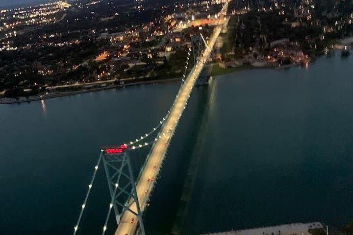 Sunset Helicopter Tour Over Detroit: 30-Minute Downtown Aerial Experience photo 2