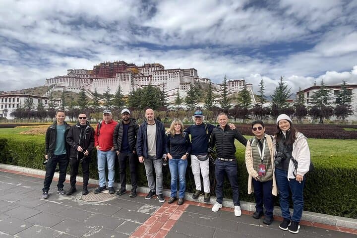 Lhasa to Kathmandu Overland via Everest Base Camp: 7-Day Tibetan Plateau Journey photo 3