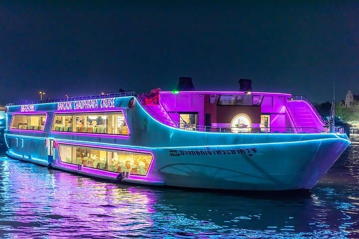 Bangkok Chaophraya Dinner Cruise & Thai Cultural Show: Night River Buffet and Cultural Performance photo 6