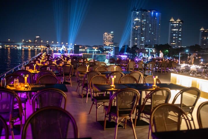 Bangkok Chaophraya Dinner Cruise & Thai Cultural Show: Night River Buffet and Cultural Performance photo 3
