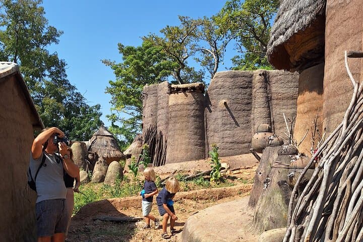 2-Day Koutammakou Tour: Batammariba Tata Houses & Mount Agou Options in Togo