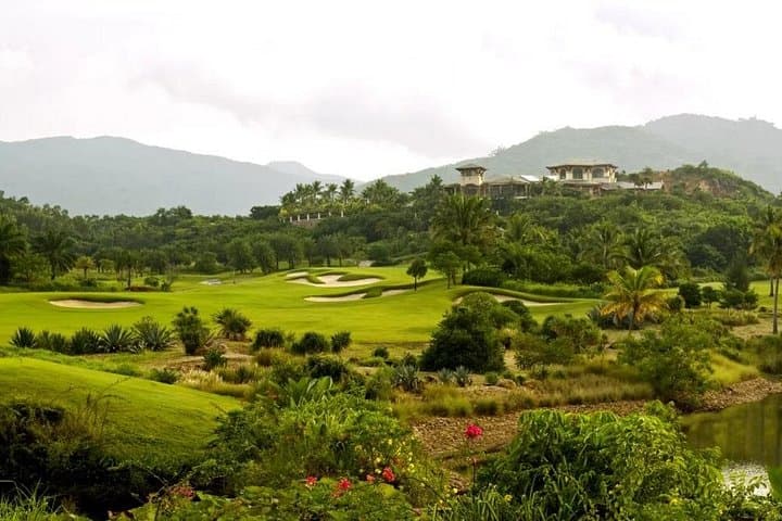 Sanya Sun Valley Golf Club: 18-Hole Yalong Bay Golf Experience photo 6