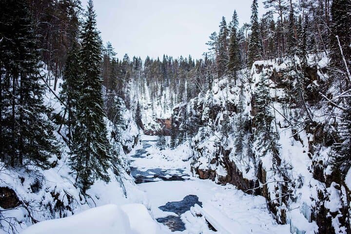 Auttikongas Canyon & 16m Waterfall Adventure — Day Hike from Rovaniemi