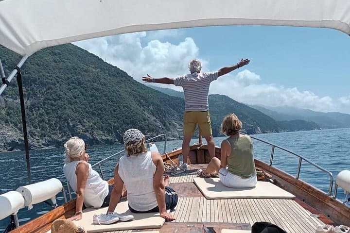 Private Gozzo Cruise of Cinque Terre: Aperitif, Hidden Coves & Sea Views photo 2