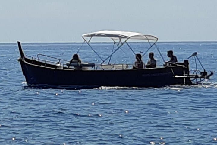 Private Gozzo Cruise of Cinque Terre: Aperitif, Hidden Coves & Sea Views photo 3