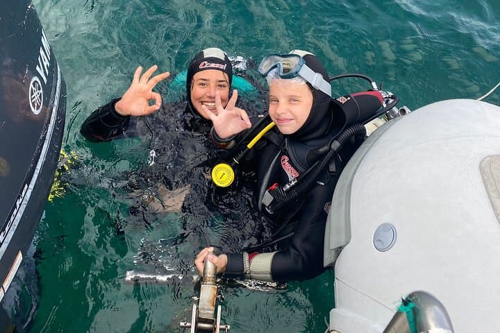 Discover Scuba Diving on Elba: Introductory Mediterranean Dives to 12m