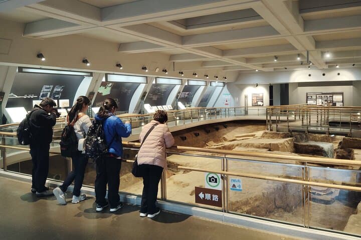 Yoshinogari Ruins Guided Tour: Explore Ancient Japan in Kyushu photo 3