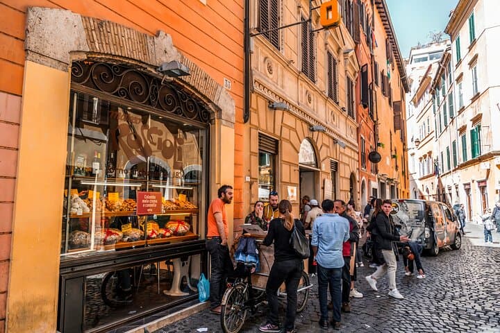 Rome Bites and Stories: Local Food Walking Tour of Old Town photo 2