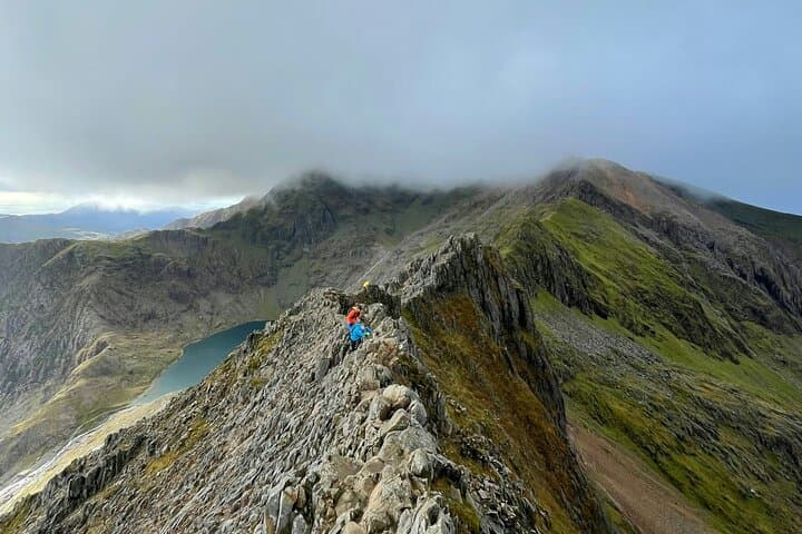 Guided Crib Goch Scramble to Snowdon: Knife-Edge Ridge Adventure in Eryri (Snowdonia) photo 4