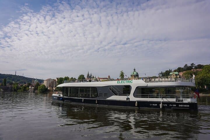 Prague Vltava 50-Minute Sightseeing Cruise — Charles Bridge to Prague Castle photo 2