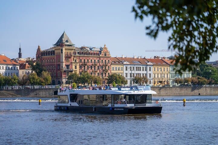 Prague Vltava 50-Minute Sightseeing Cruise — Charles Bridge to Prague Castle photo 3