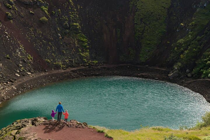 Private Golden Circle Tour: Thingvellir, Geysir, Gullfoss & Kerid (Multi-Language Guides) photo 6