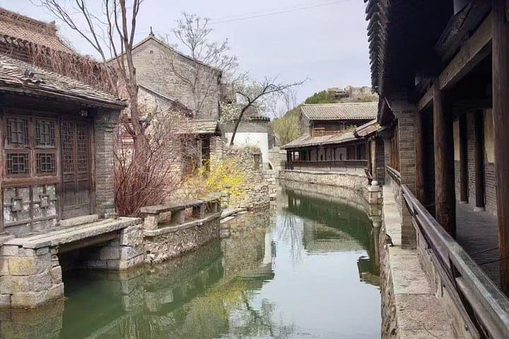 Gubei Water Town and Simatai Great Wall: Private Day Tour from Beijing photo 1