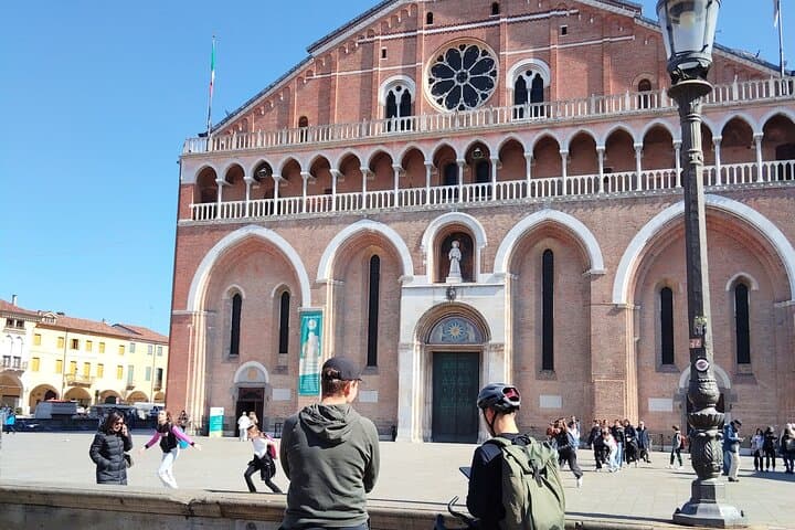 Experience Padua by Bike: A 3-Hour Guided Cultural Cycling Tour photo 2