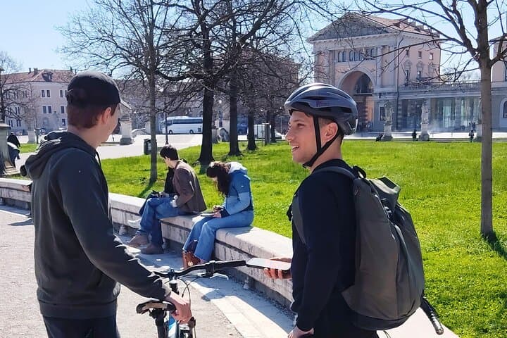 Experience Padua by Bike: A 3-Hour Guided Cultural Cycling Tour photo 3
