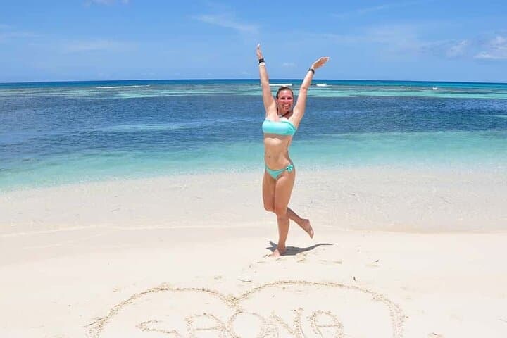 Saona Island Catamaran & Speedboat Day Trip — Bayahibe to the Natural Pool