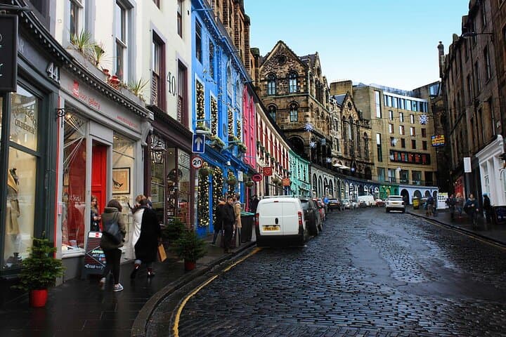 Private Harry Potter Walking Tour in Edinburgh: Greyfriars, Victoria Street & J.K. Rowling Spots
