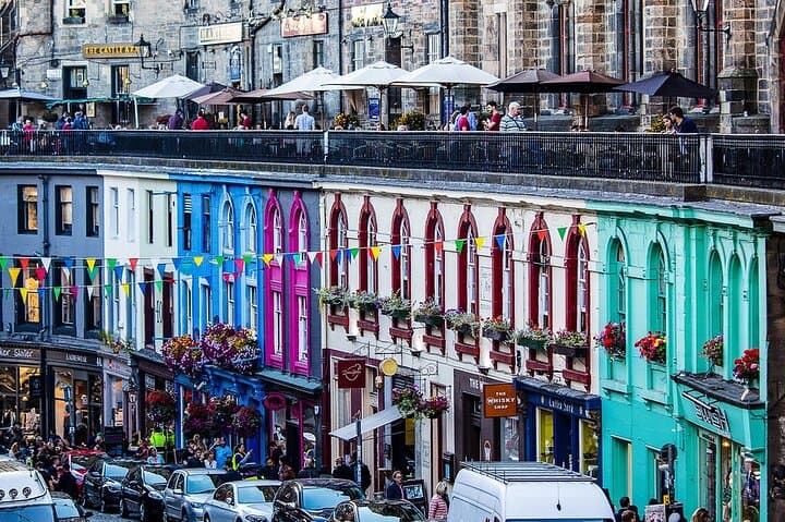 Private Harry Potter Walking Tour in Edinburgh: Greyfriars, Victoria Street & J.K. Rowling Spots photo 2