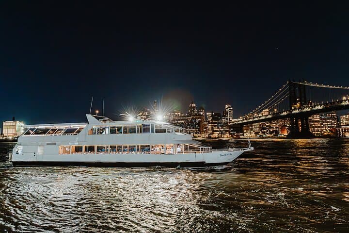 Sunset Dinner Cruise in New York Harbor with Live Music photo 3