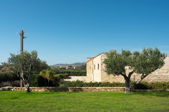 Poolside Serenity at Tenute Baglio Passofondo: Sicilian Countryside Relaxation photo 6