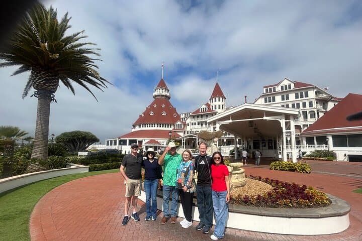 Coronado Walking Tour: Hotel del Coronado & Beach Village 90-Minute Guided Walk