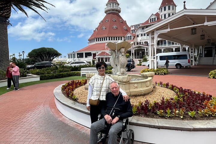 Coronado Walking Tour: Hotel del Coronado & Beach Village 90-Minute Guided Walk photo 5