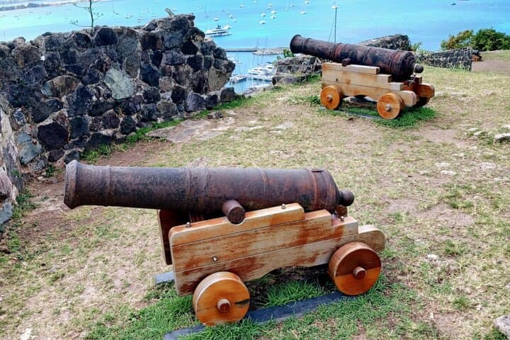 Customizable St. Maarten Island Tour — Maho Beach, Fort Amsterdam & Border Monument photo 2