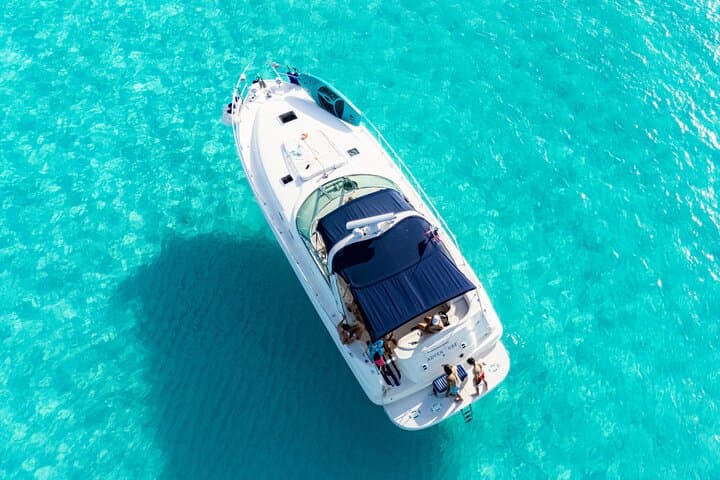 Isla Mujeres by SeaRay 43ft: Snorkel Reefs, Paddleboards & North Beach Stops