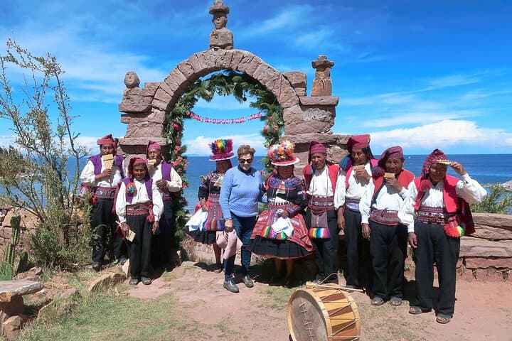 Explore Lake Titicaca: Uros & Taquile Full-Day Speedboat Experience