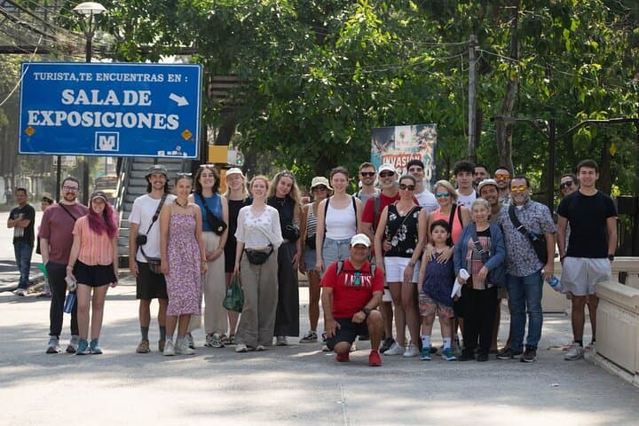 San Salvador Walking Tour: Cathedral, Kilómetro 0 & Local Eats with Dave photo 2